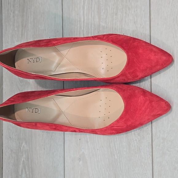 NYDJ Women Solimar Red Block Heel Suede Heels The Pointed Toe Shoes 9M - Picture 3 of 13